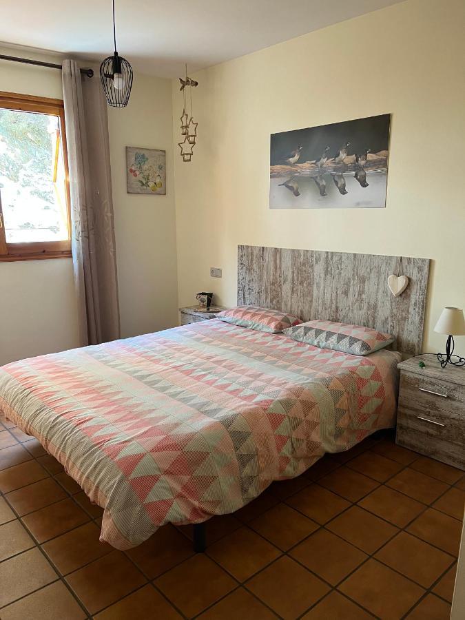 Cases Roses Escalo Bagian luar foto